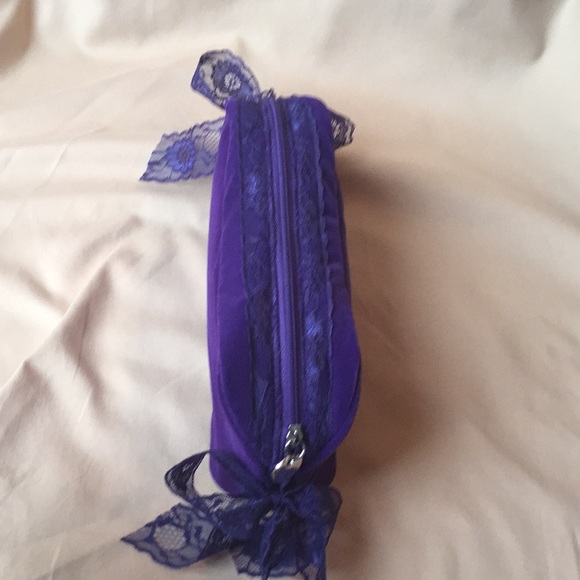 Authentic Givenchy.  Purple velor - Picture 4 of 8